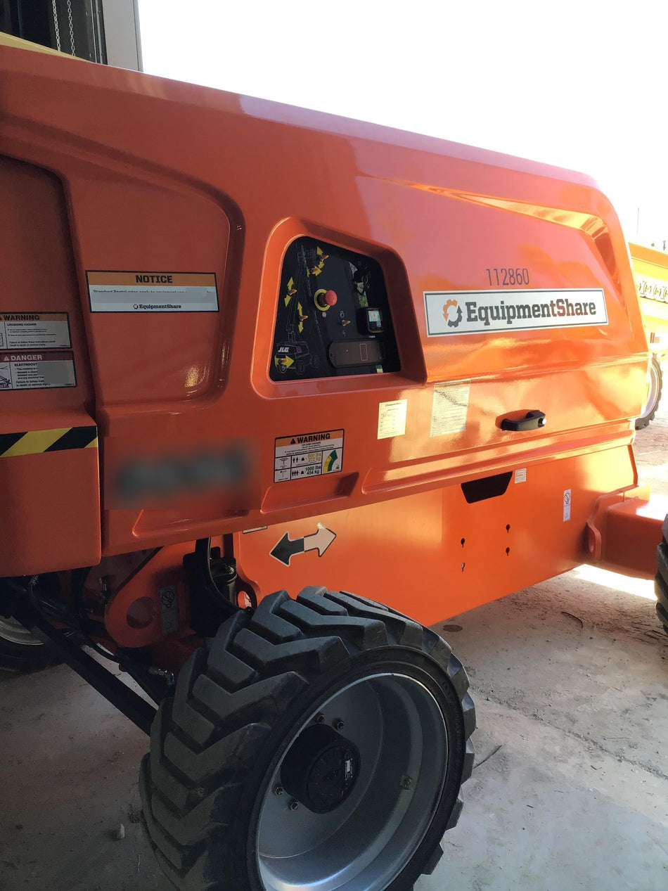 2020 JLG 600S