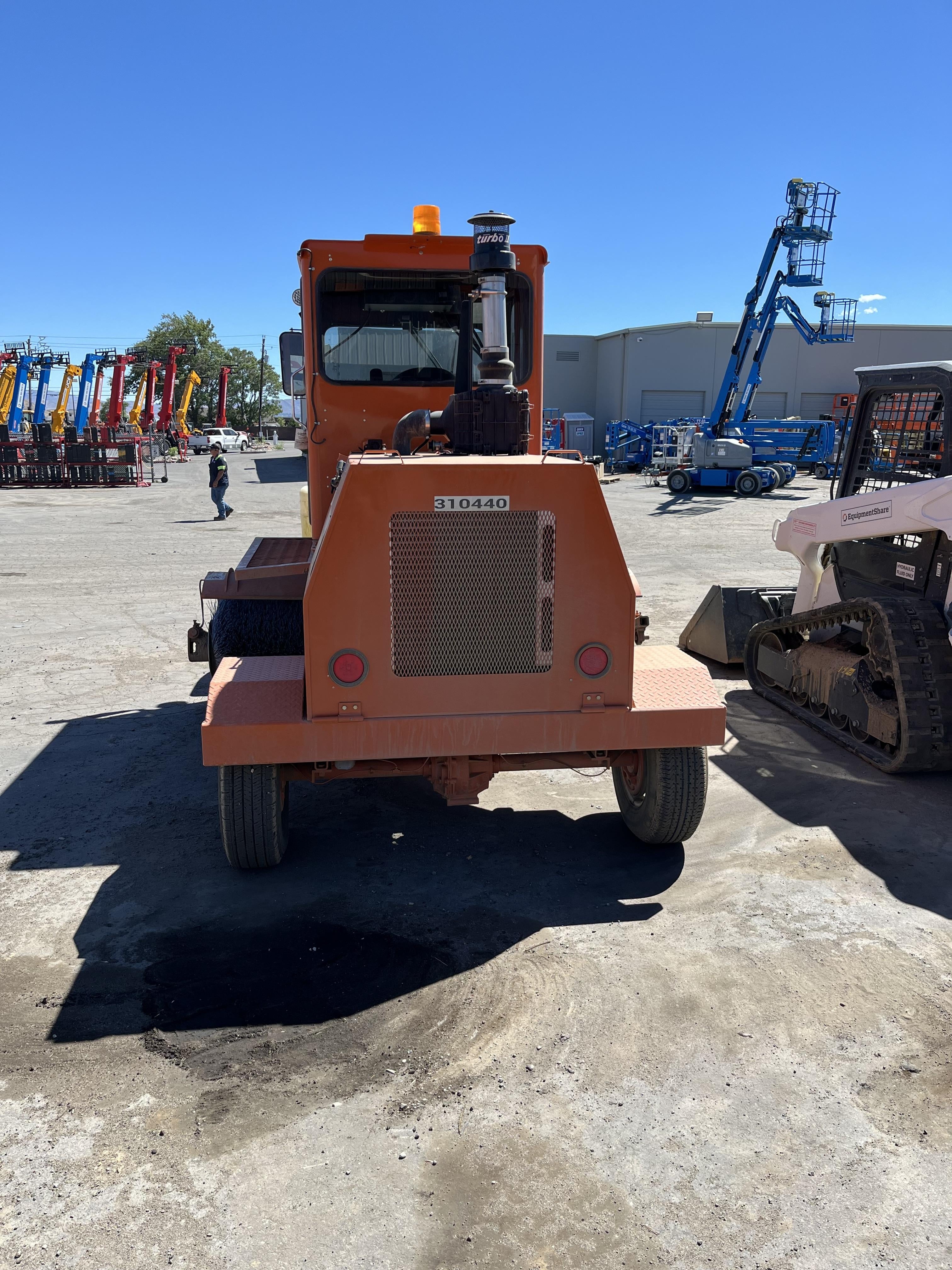 2023 BROCE RCT350