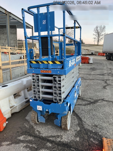 2023 GENIE GS-3232