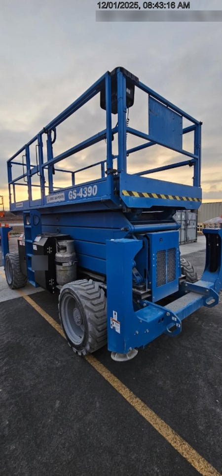 2020 GENIE GS-4390 RT