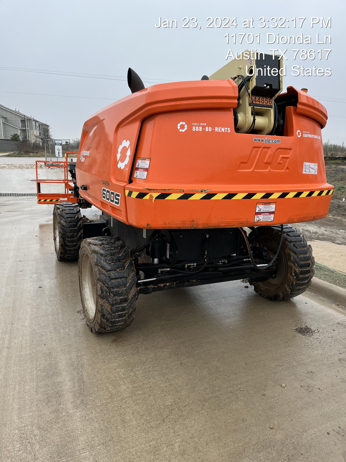 2023 JLG 600S