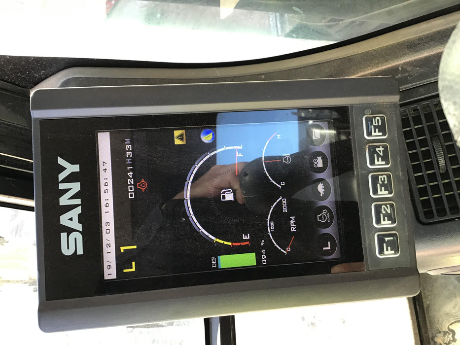 Sany SY215 24/36/48" Buckets, Hydraulic QC