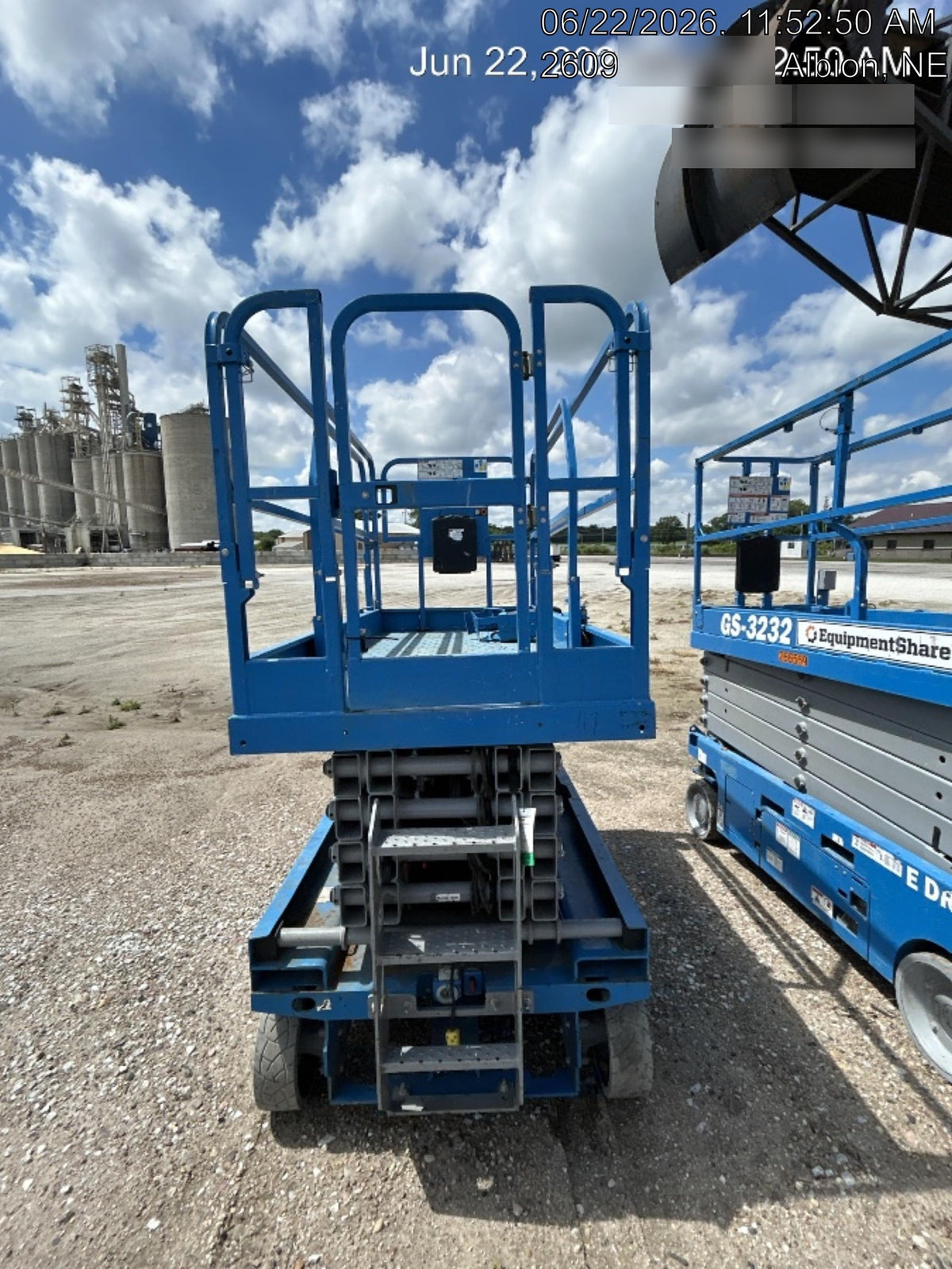 2022 GENIE GS-3246