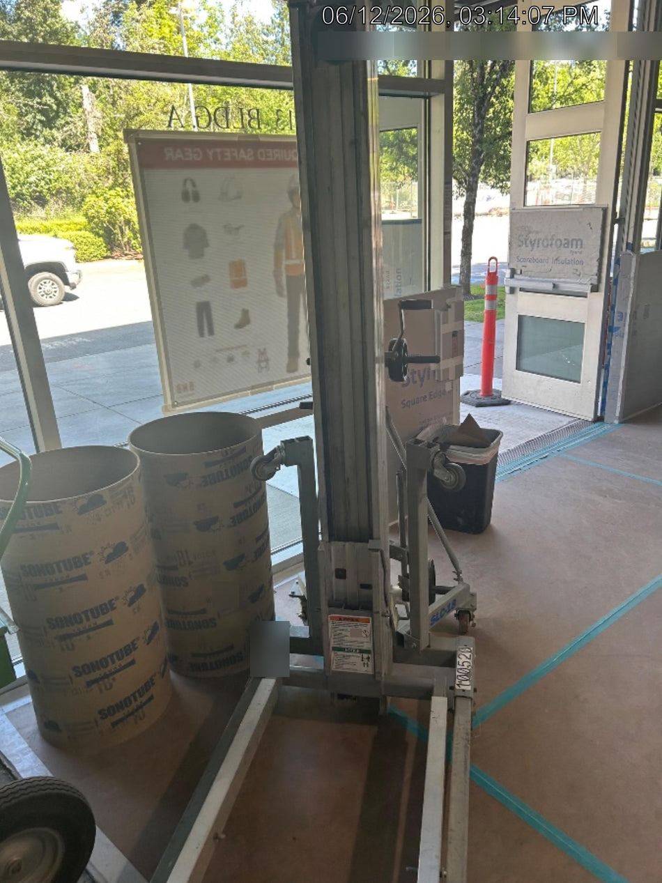 2020 GENIE SLC-18