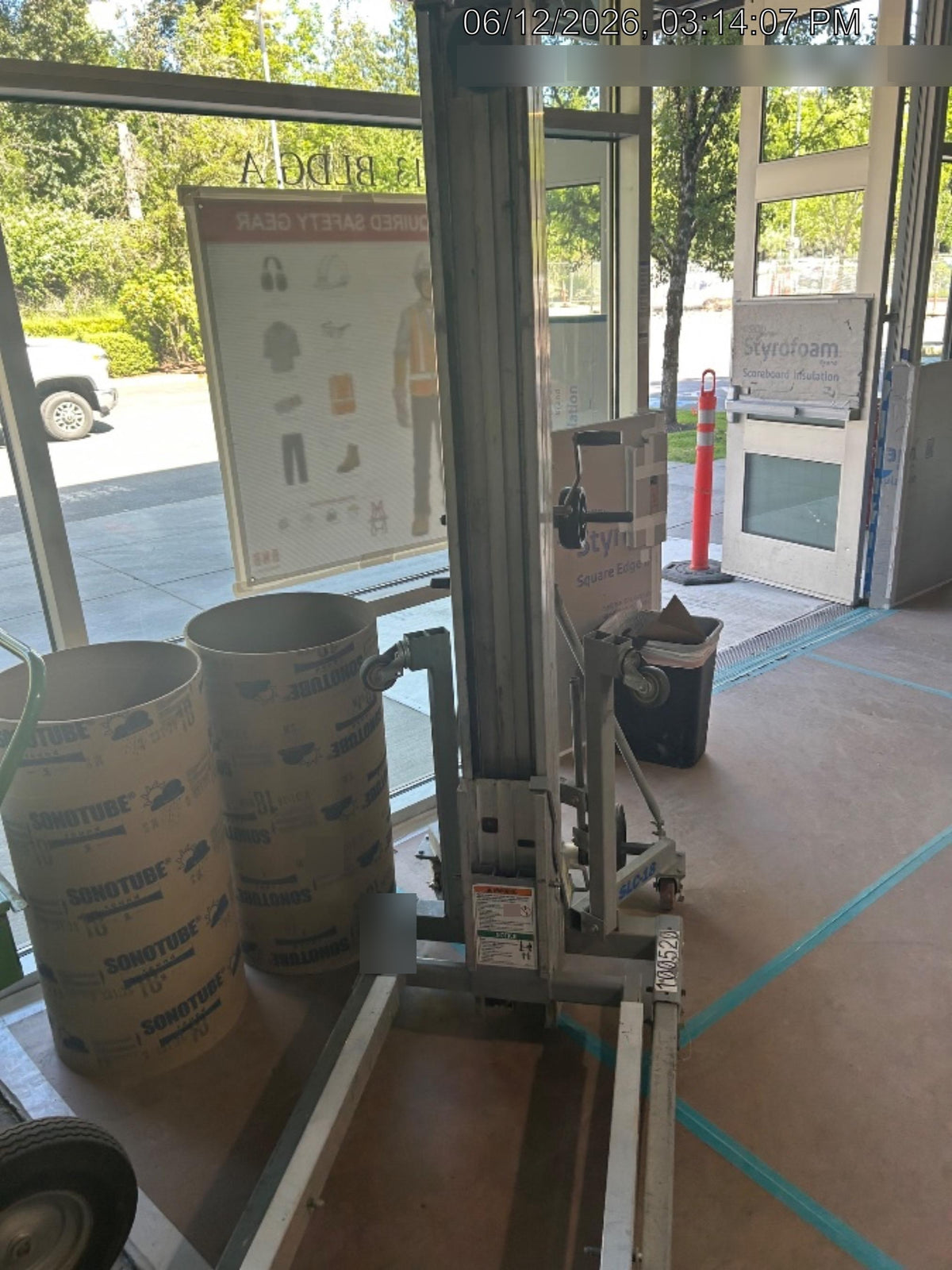 2020 GENIE SLC-18