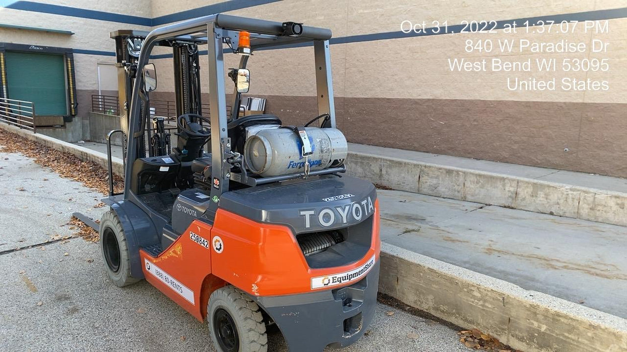 2022 TOYOTA 50-8FGU25