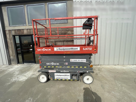 2022 SKYJACK SJ4732