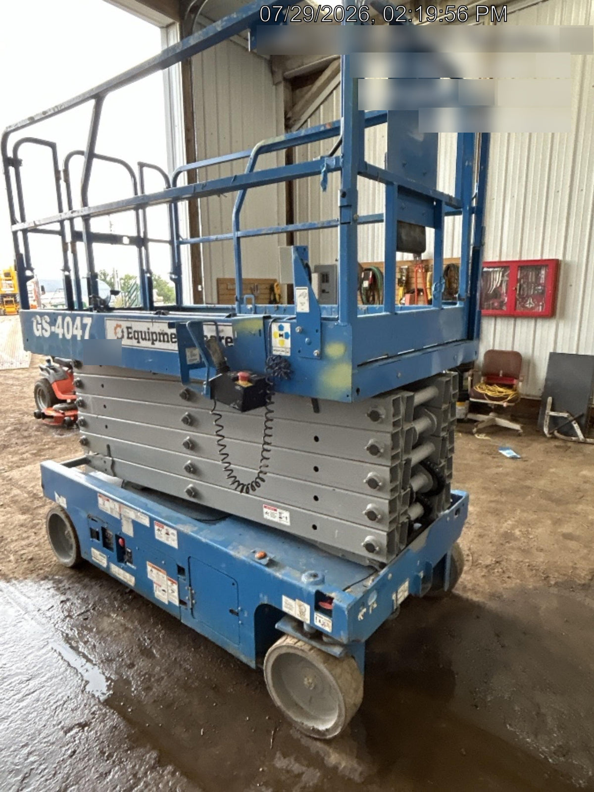 2019 Genie GS-4047 Folding rails with half height swing gate