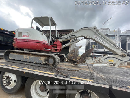 2021 TAKEUCHI TB250-2
