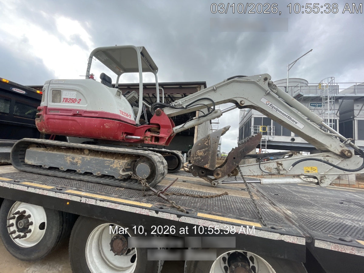 2021 TAKEUCHI TB250-2