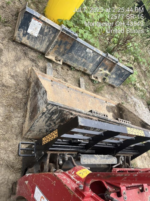 2025 ARROW MATERIAL HANDLING 48" Pallet Forks - Arrow