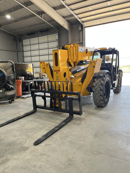2023 JCB 510-56