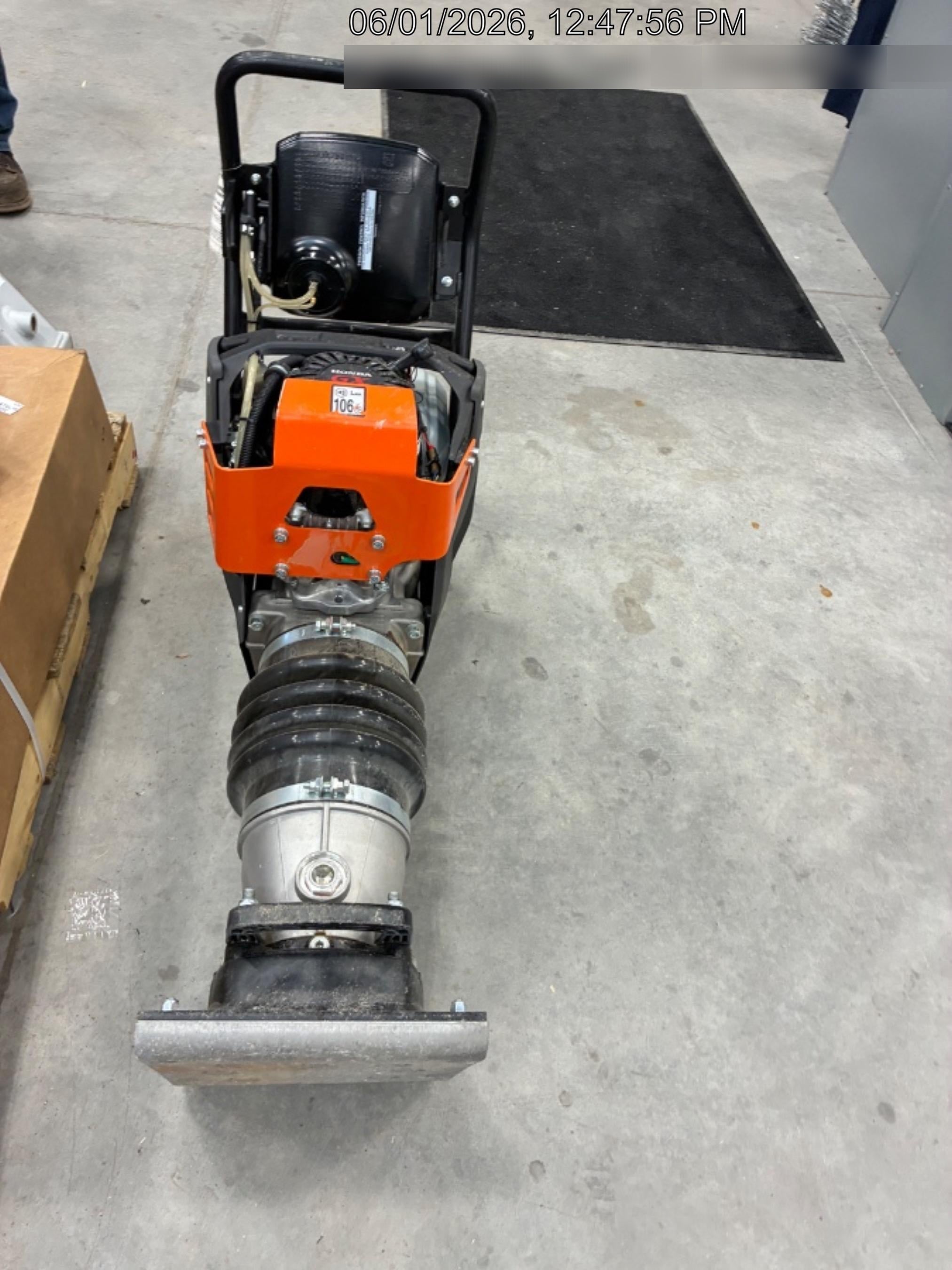 2025 HUSQVARNA LT6005