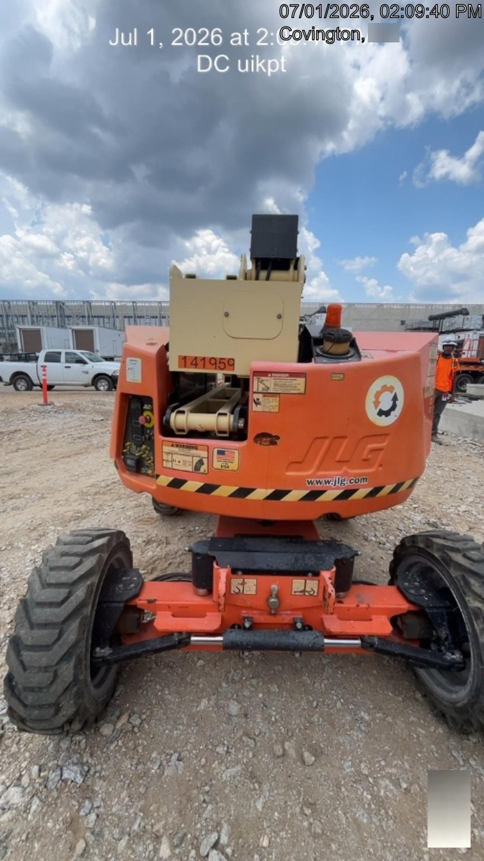2022 JLG 340AJ