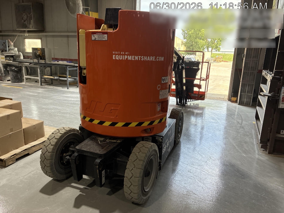 2025 JLG E300AJP