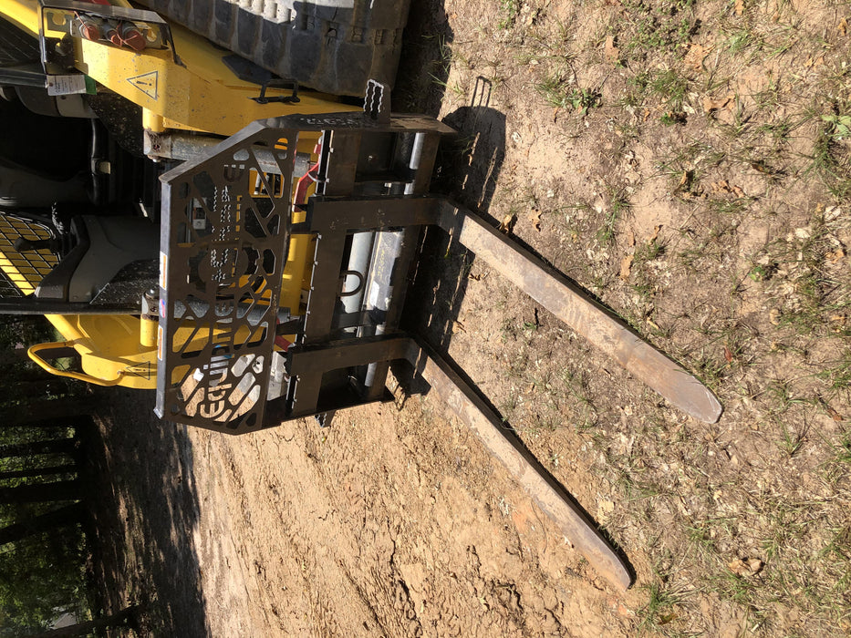 2018 PALADIN 48" Pallet Forks - Paladin