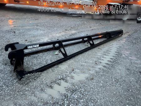 2023 JLG 1001275852