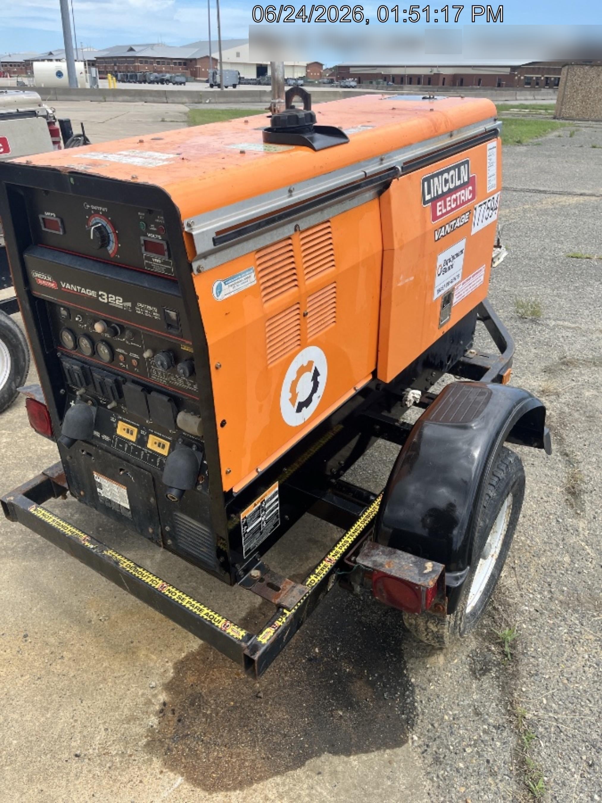 2021 Lincoln Electric Vantage 322 Vantage 322 Ready Pak 3 w/ Decals, ORANGE (includes trailer, cable rack, fender light kit) NO Telematics