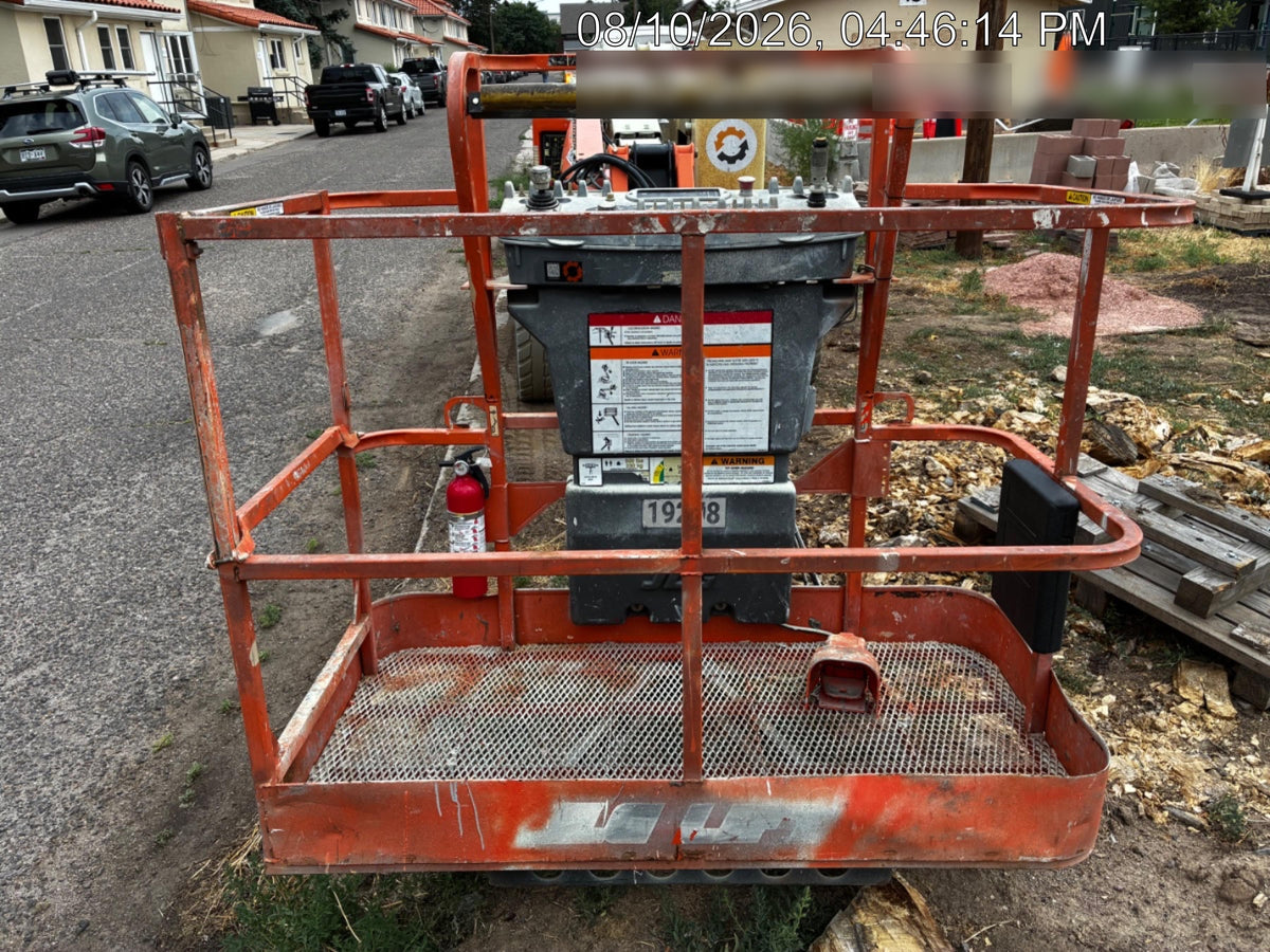 2019 JLG E450AJ