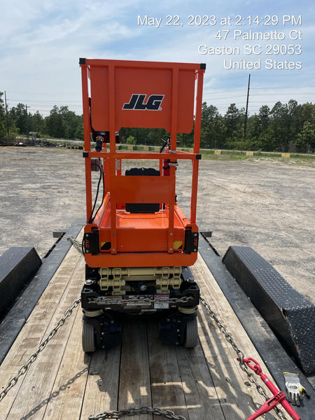 2022 JLG ES1330L