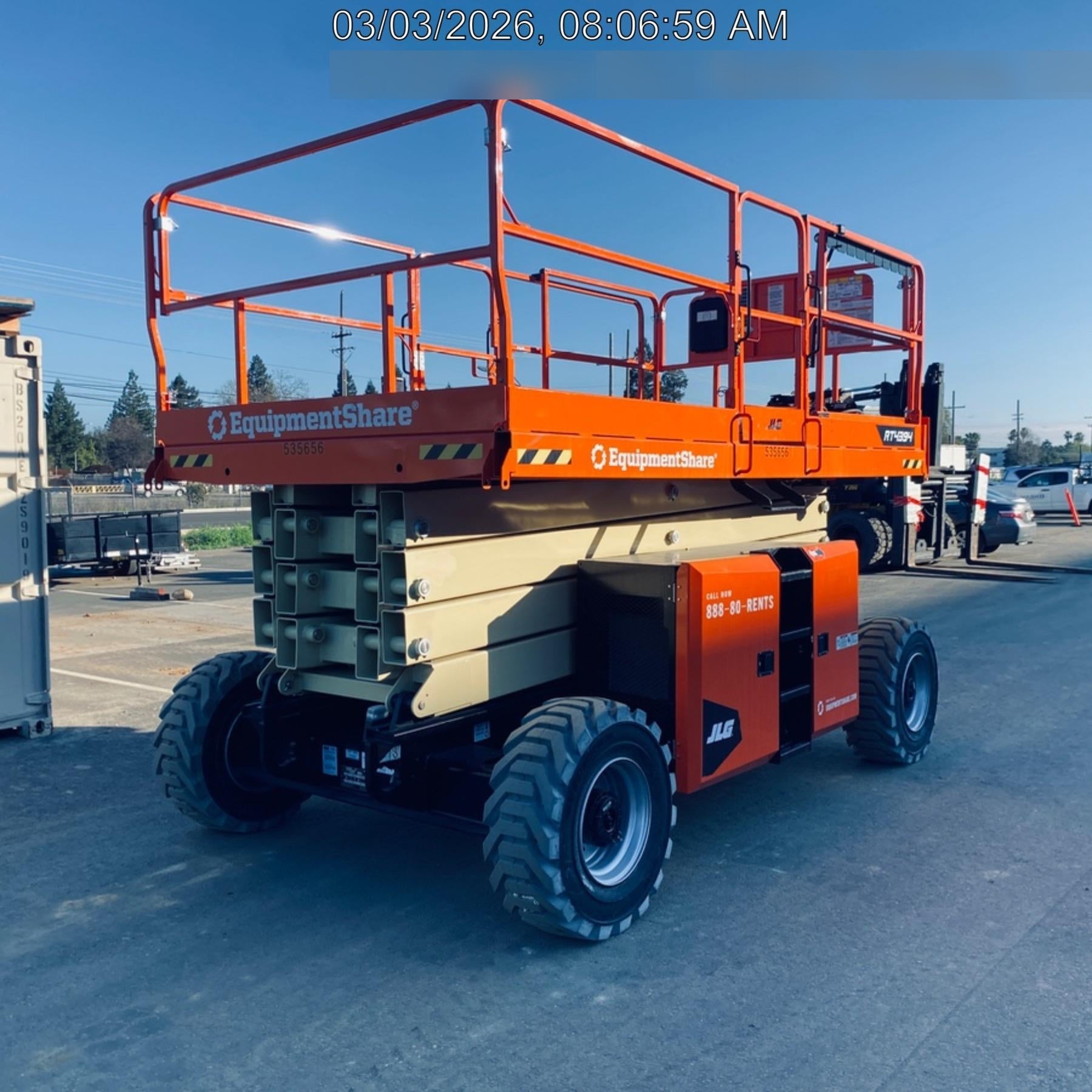 2025 JLG RT4394