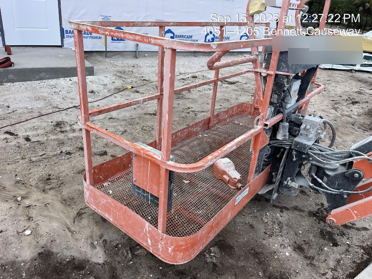 2021 JLG 660SJ