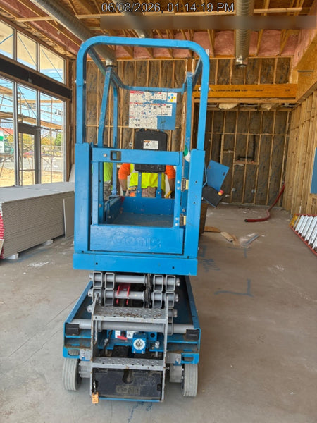 2021 GENIE GS-1330m