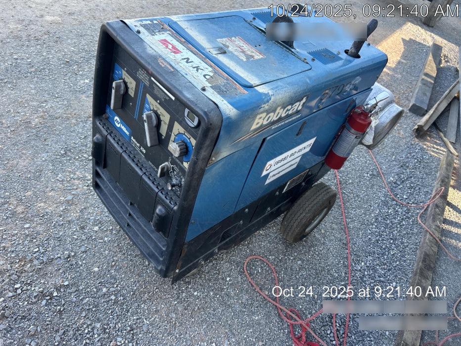 2020 Miller Electric BOBCAT 250 951600 PKG-250 amp Propane Welder, Standard w/Running Gear, Bracket, Hose w/None