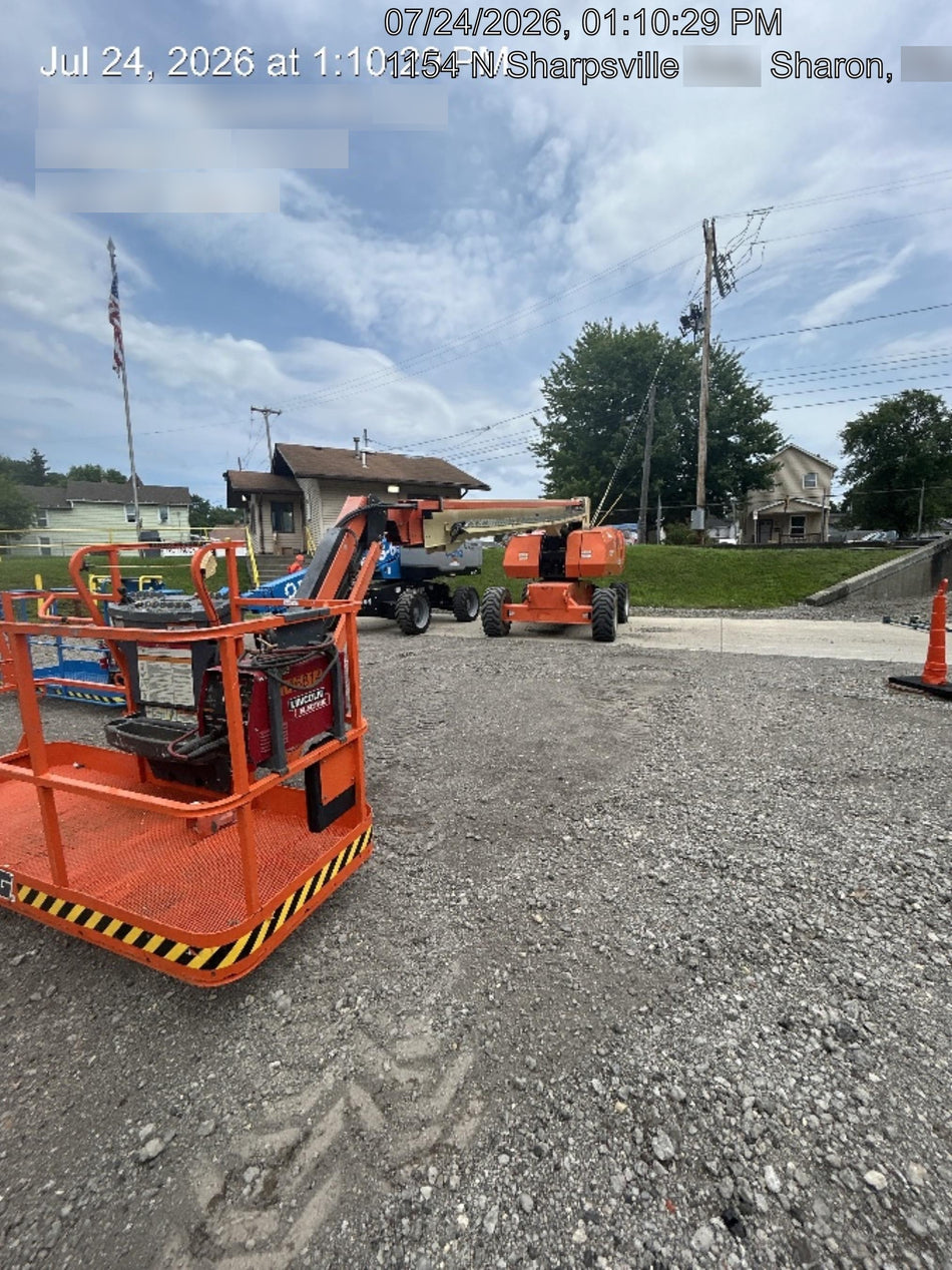 2022 JLG 860SJ