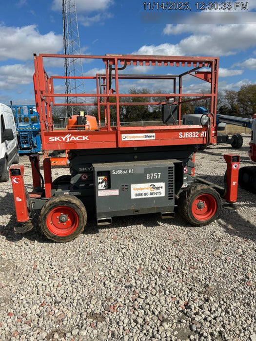 2018 SKYJACK SJ6832 RT