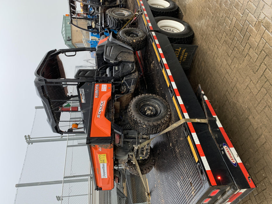 2019 Kubota RTV-XG850WL-H 4wd Utility Cart, Gas, 2 Seat, LED Strobe, Windshield Tempered Glass, Plastic Canopy, Wire Harness Kit, Backup Alarm