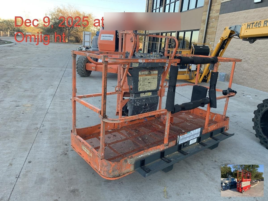 2019 JLG 460SJ