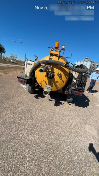 2023 Vac-Tron LP573XDT T4 Koehler Diesel Engine, 500 Gallon Debris Tank, x2 100 Gallon Water Tanks