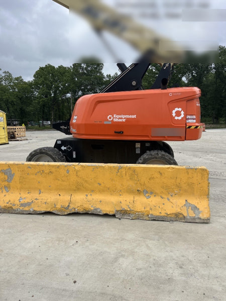 2025 JLG 660SJ