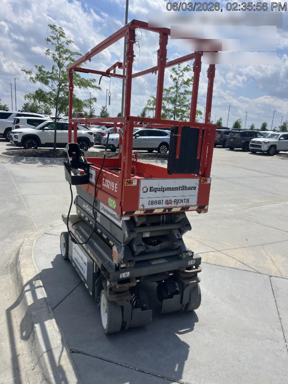 2023 SKYJACK SJ3219
