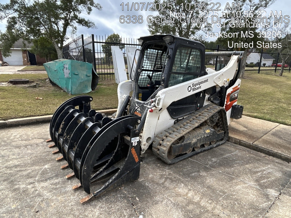 2025 PALADIN 76" Scrap Grapple Bucket - Paladin