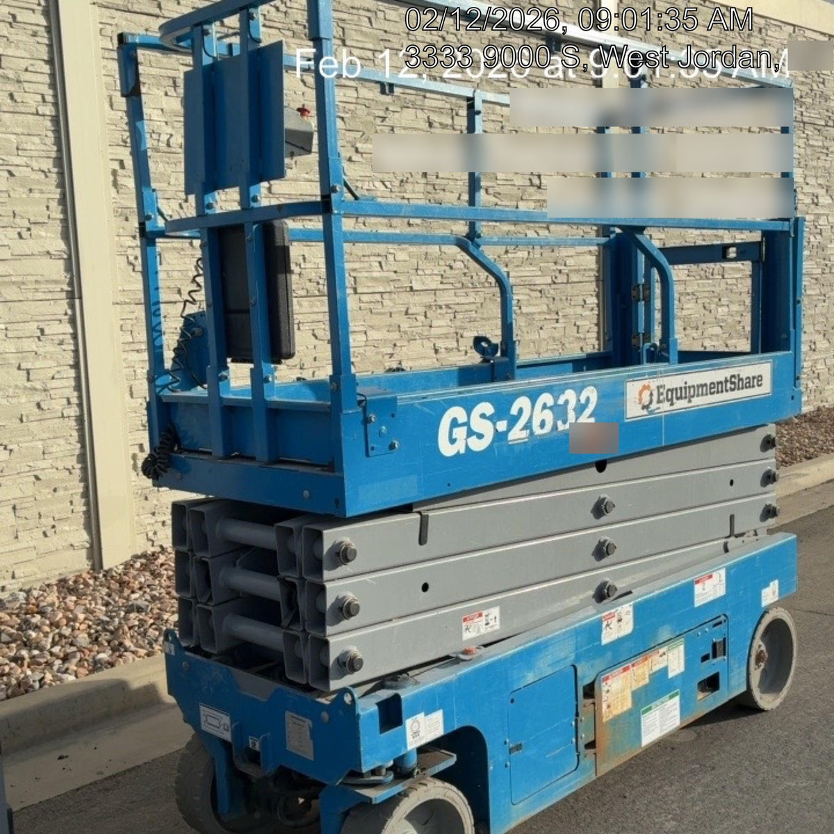 2023 GENIE GS-2632