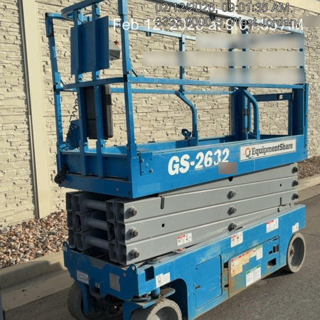 2023 GENIE GS-2632