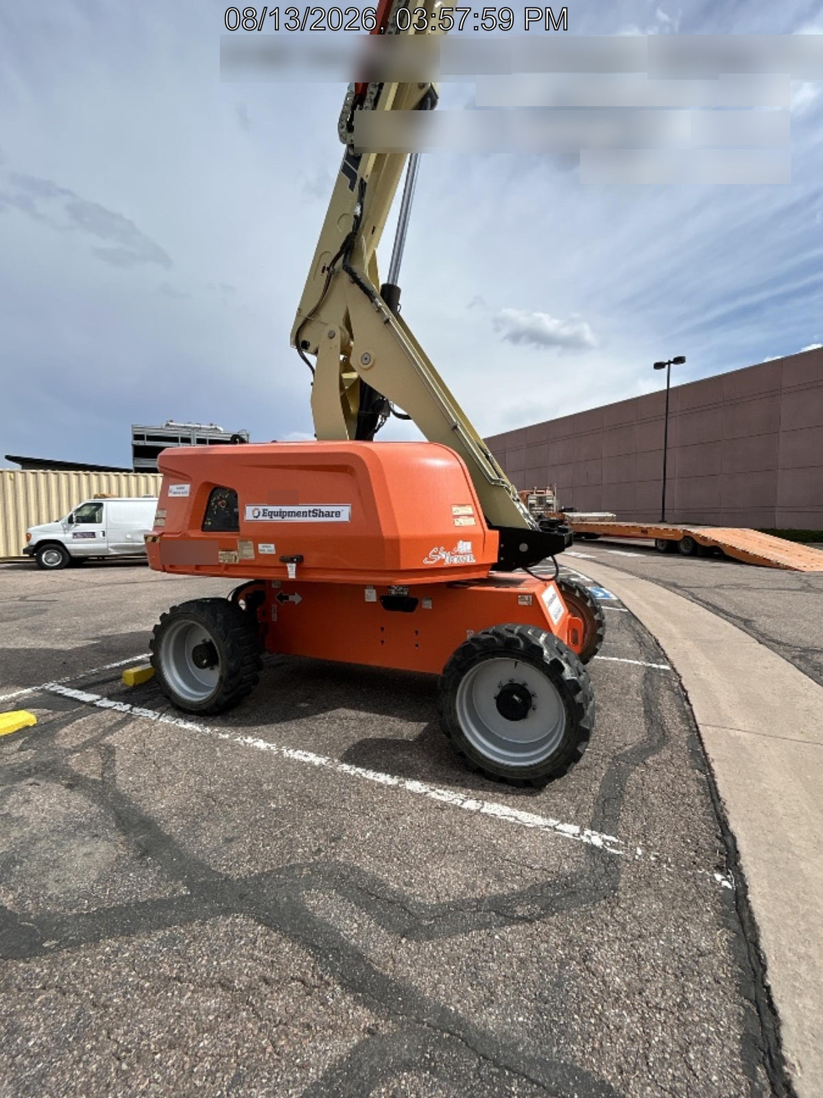 2021 JLG 660SJ