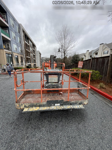 2023 JLG 860SJ