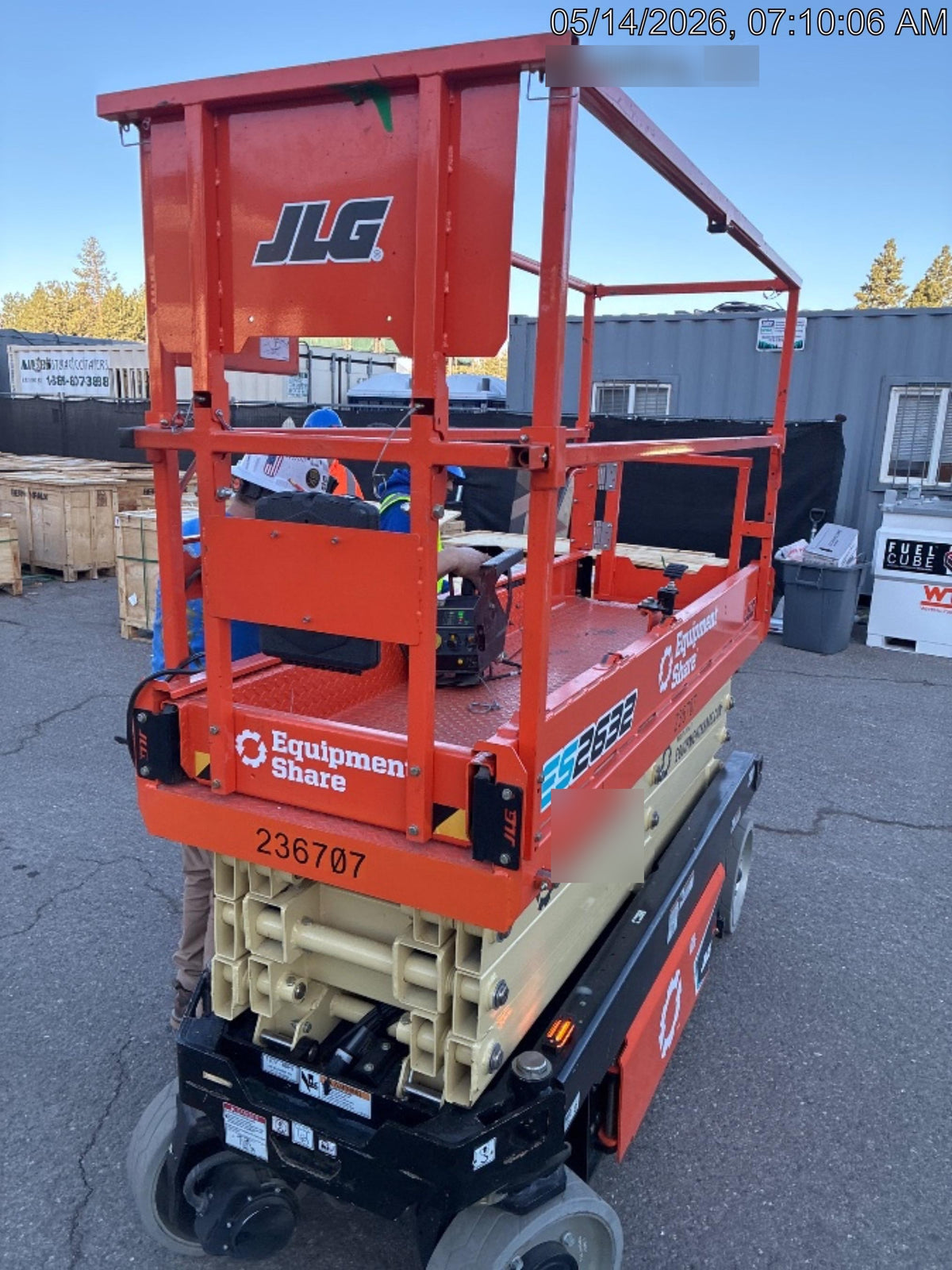 2022 JLG ES2632