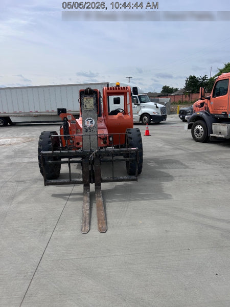 2018 Skytrak 8042 JLG Skytrak 8042, Solid Tires (shipping-Boss), Open ROPS, Beacon and Work Light Package