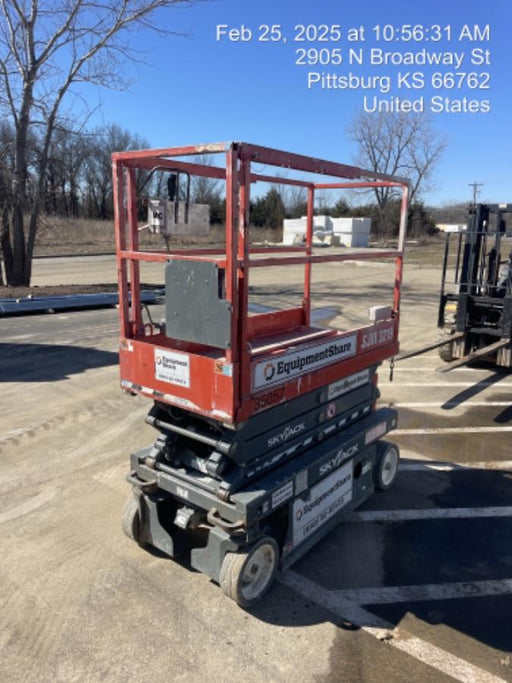 2018 Skyjack SJIII-3219 Skyjack SJIII3219 Scissor Lift w/Trojan Batteries