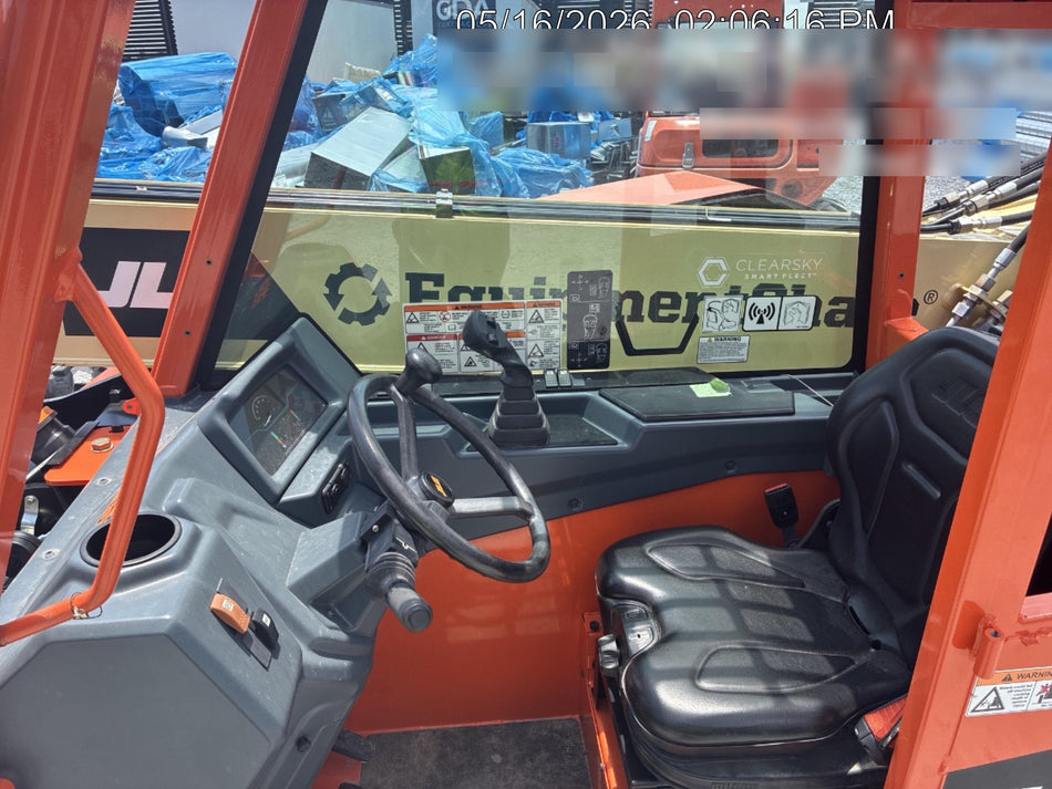 2025 JLG 519