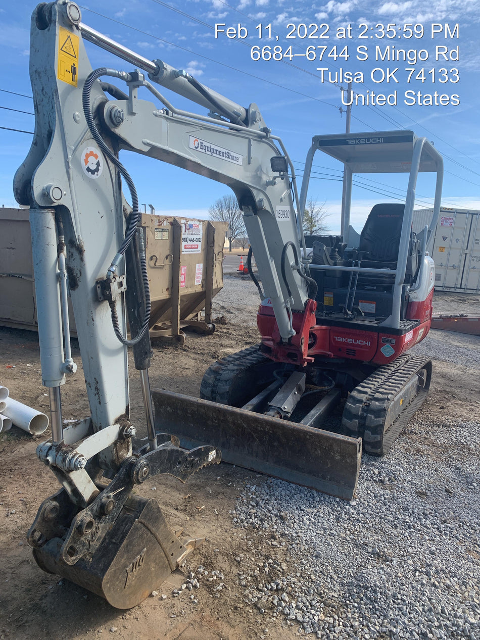 2021 TAKEUCHI TB235-2R