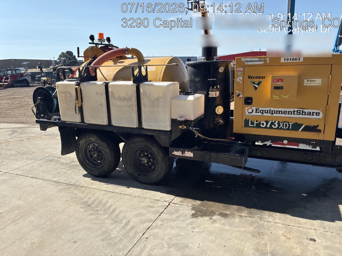 2021 Vac-Tron LP573XDT T4 Koehler Diesel Engine, 500 Gallon Debris Tank, x2 100 Gallon Water Tanks