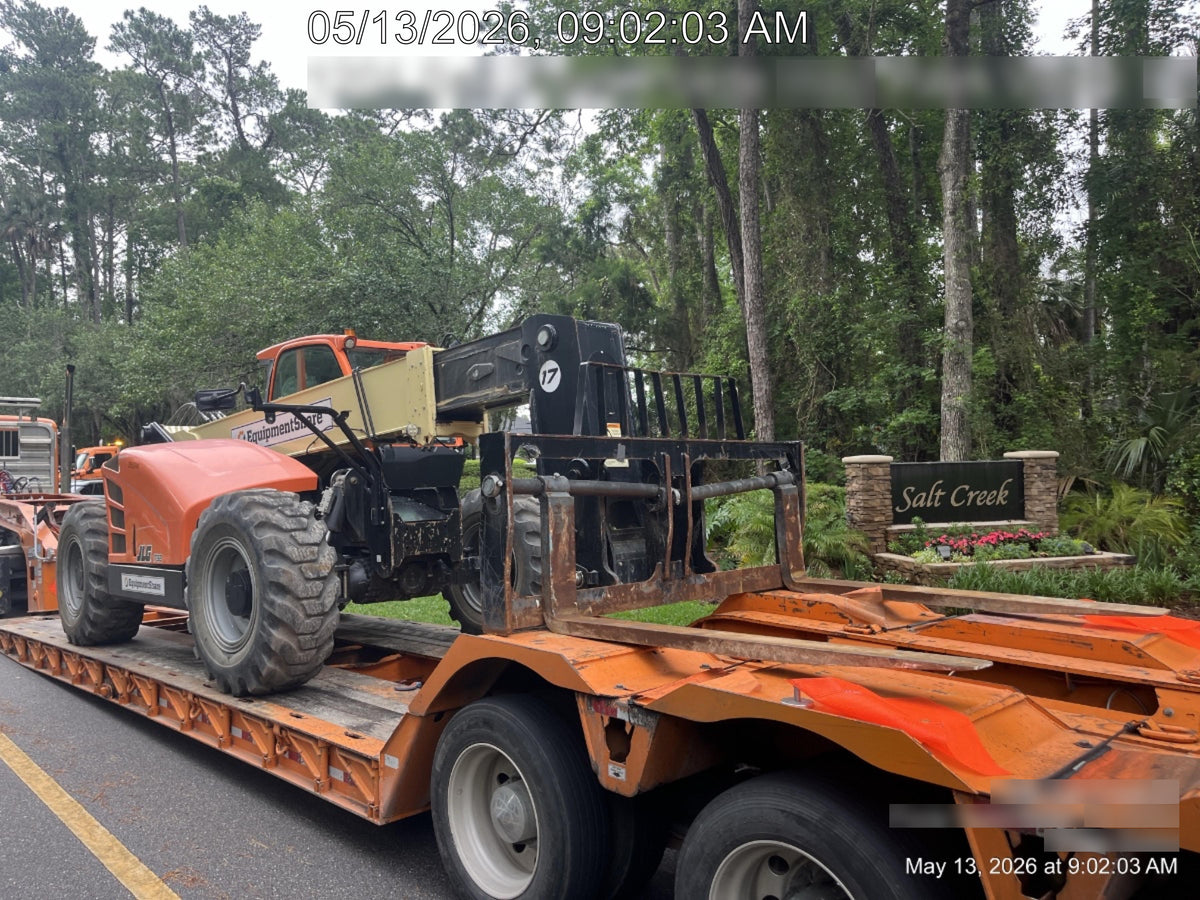 2023 JLG 1732