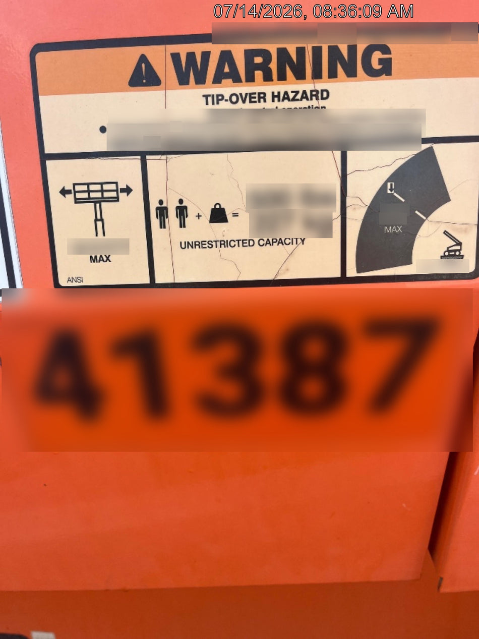 2019 JLG 800AJ