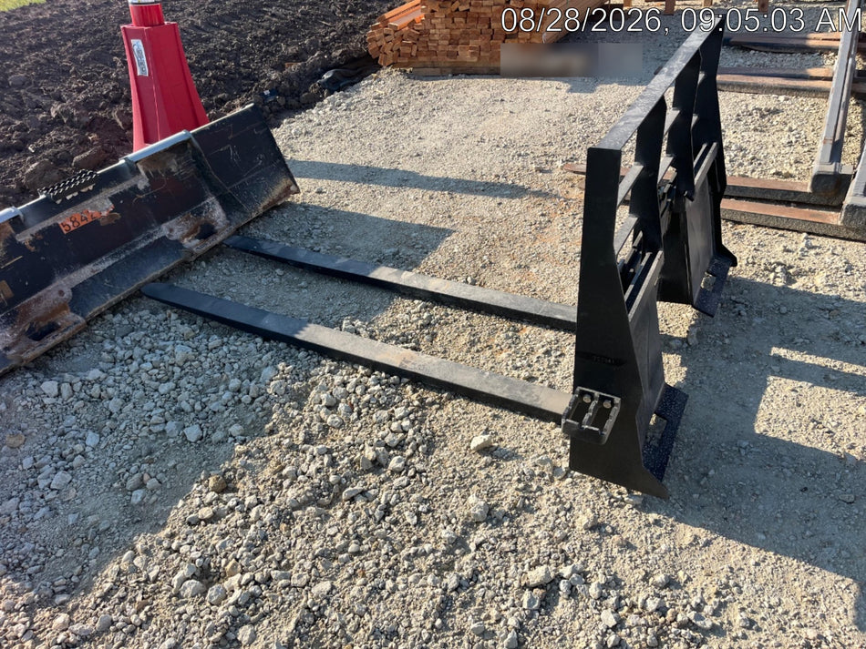 2026 ARROW MATERIAL HANDLING F5100CB - 72"