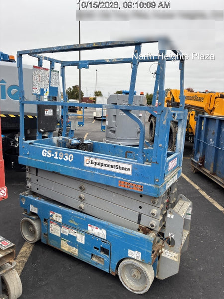 2020 Genie GS-1930 Solid Non Marking Tires, Beacon, Folding rails with half height swing gate